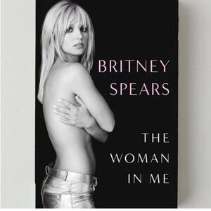 Britney Spears Woman in me Book